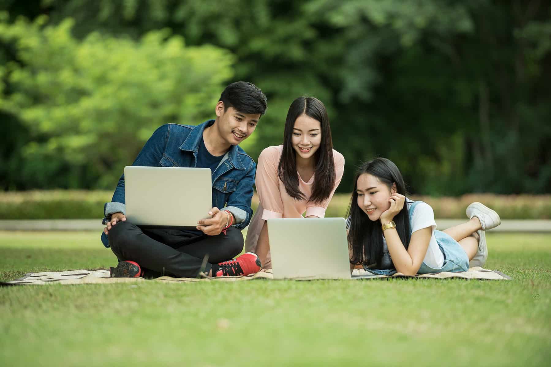Umfragen für wissenschaftliche Arbeiten durchführen – so geht’s!